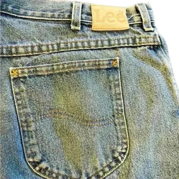 VTG 90s Y2K Lee Denim Cutoff Shorts 38” Waist ACTUAL Relaxed Western Grunge - Picture 2 of 7